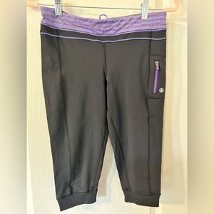 Lululemon cropped running tights. Size 6